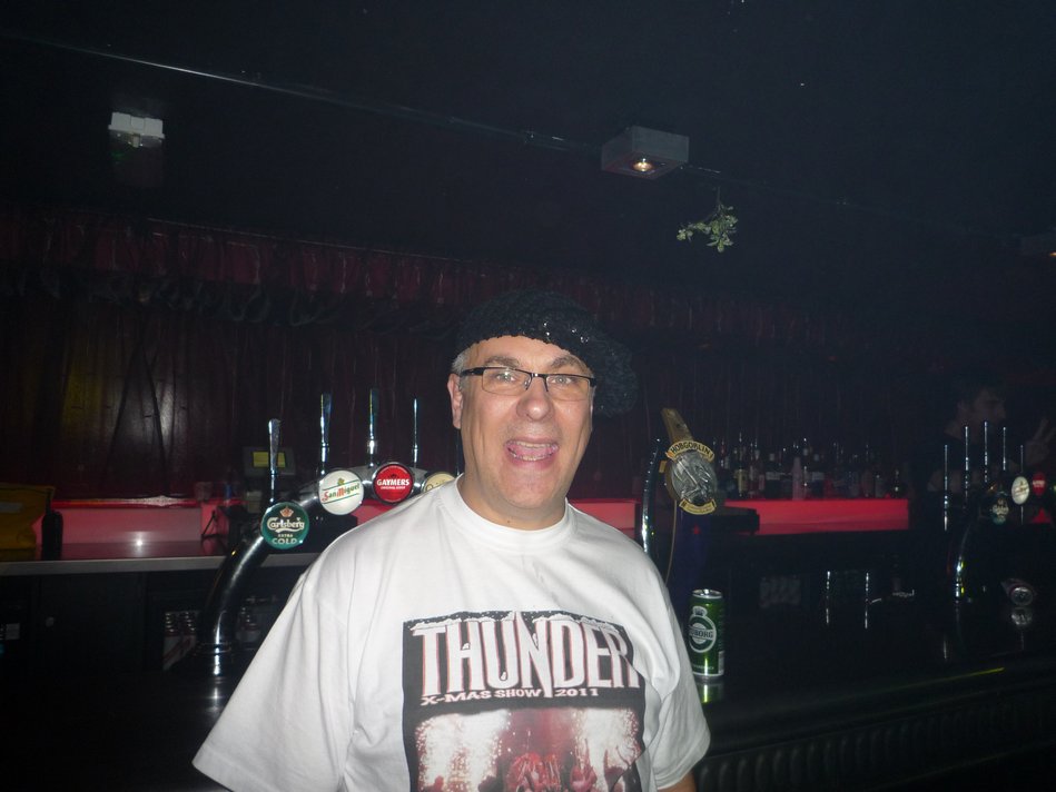 thunder_xmas_show_nottingham_rock_city_2011-12-22 00-49-39 kieron atkinson